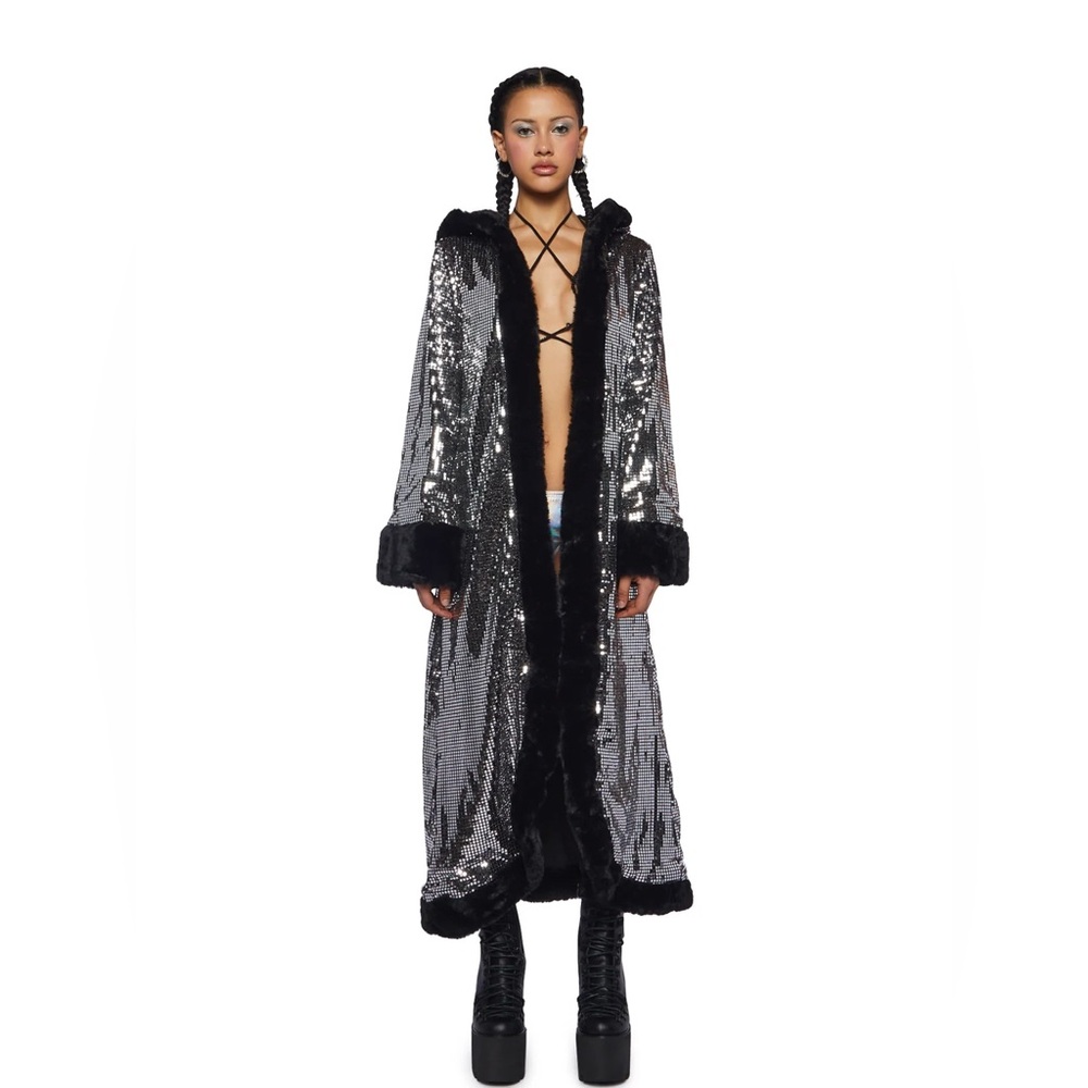 DISCO FUSION HOODED DUSTER - SILVER
Size M-L